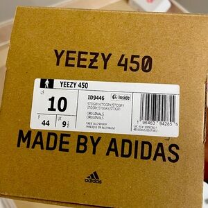 New Yeezy 450. Never worn.